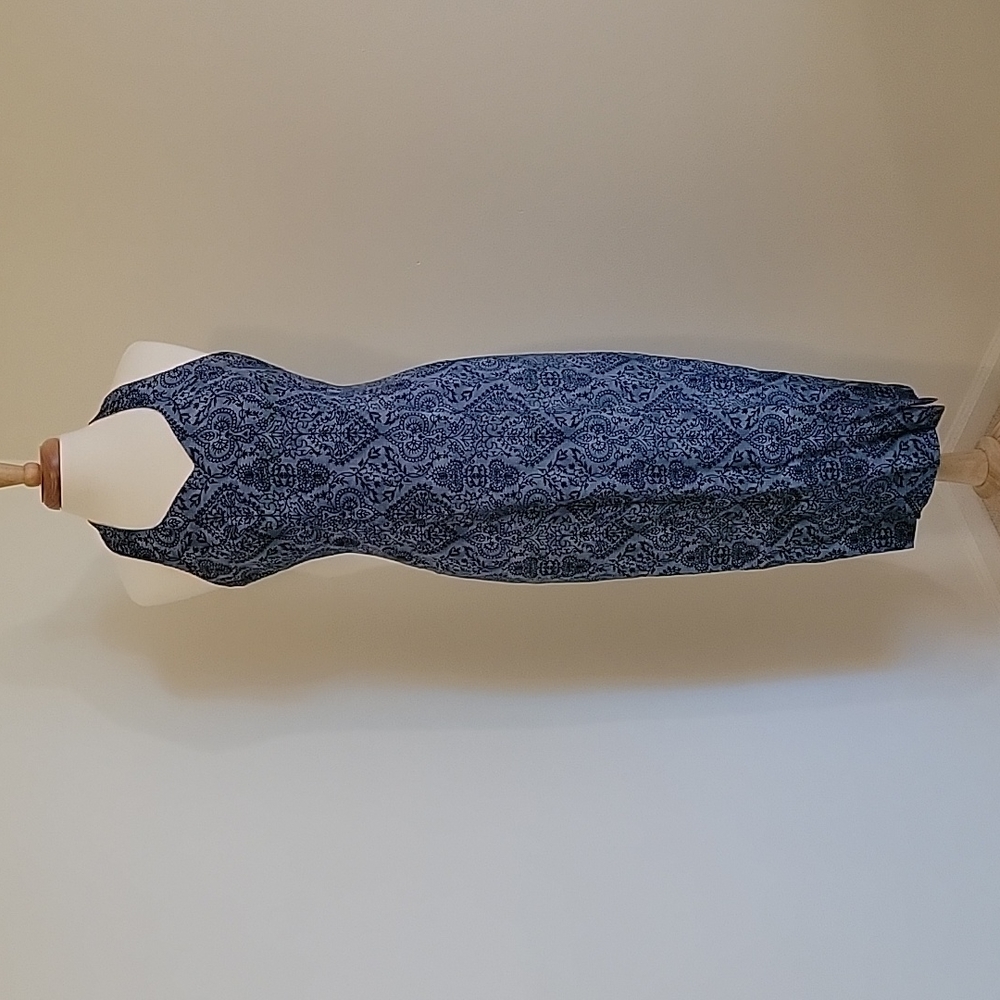 Karin Stevens Sexy, Feminine Blue Halter Dress with Paisley Print